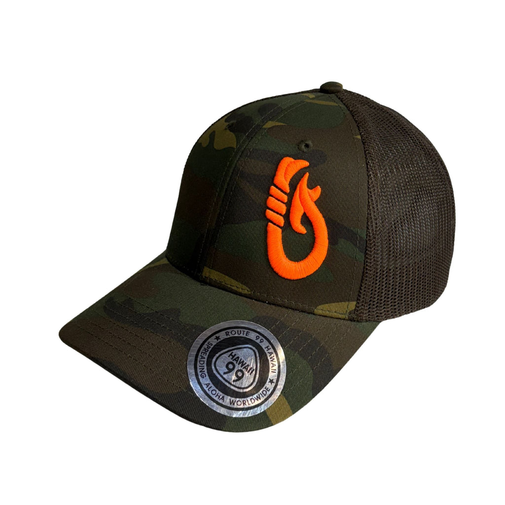 Makau Hook Camo Trucker Hat