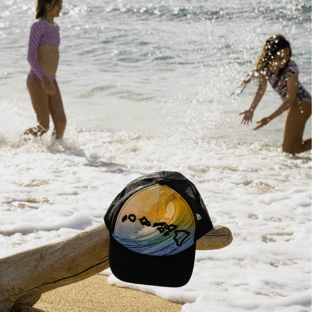 Hawaiian Islands Wave Trucker Hat